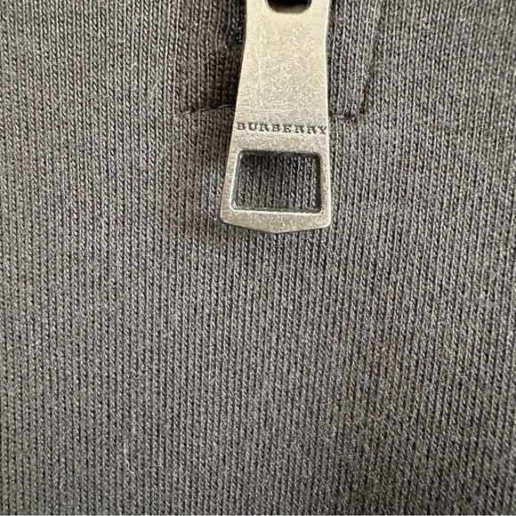 Burberry  men’s sweater - Picture 7 of 11